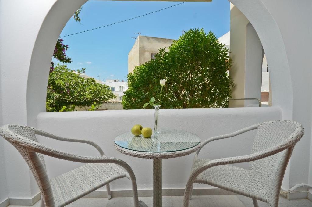 Margo Studios Naxos City Екстер'єр фото