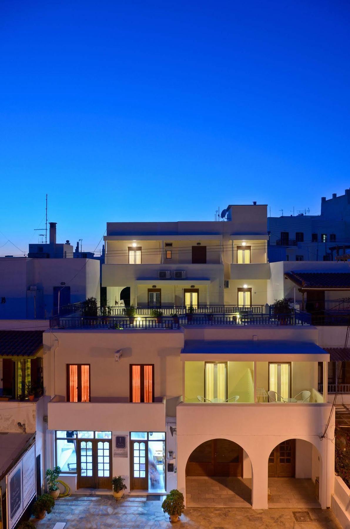 Margo Studios Naxos City Екстер'єр фото