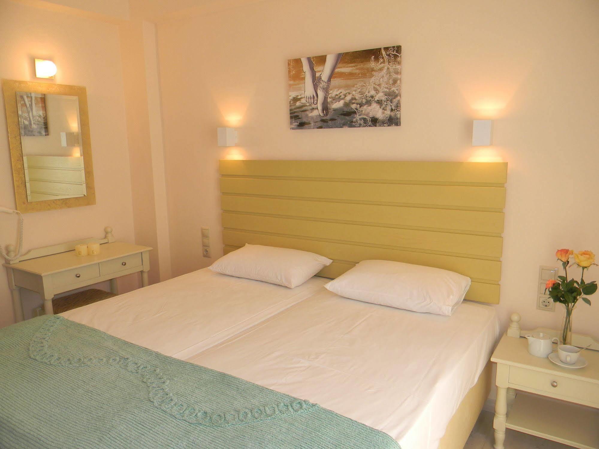 Margo Studios Naxos City Екстер'єр фото