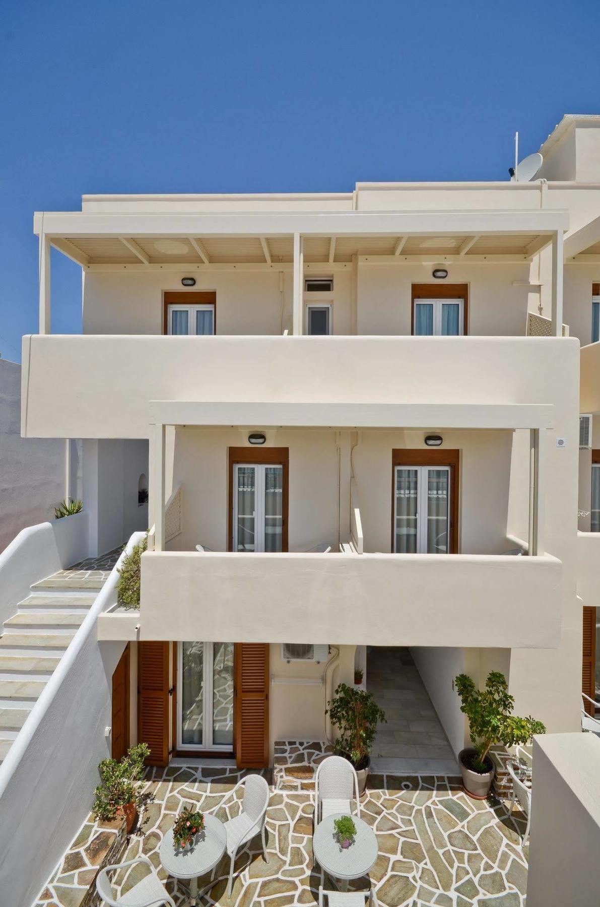 Margo Studios Naxos City Екстер'єр фото